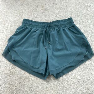 HALARA crossover mesh shorts Size M
